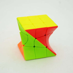 Magic Coloful Twisted Cube