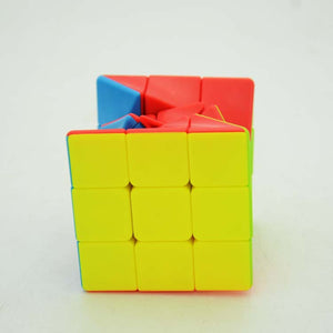 Magic Coloful Twisted Cube